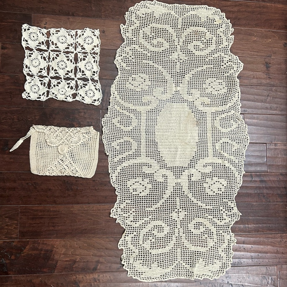 Set of 3 Vintage Linens